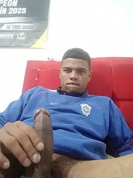 Snapshot of SantiHotxxxVergon chatting on 17, 6, 2026 SantiHotxxxVergon online show from 17, 6, 2026