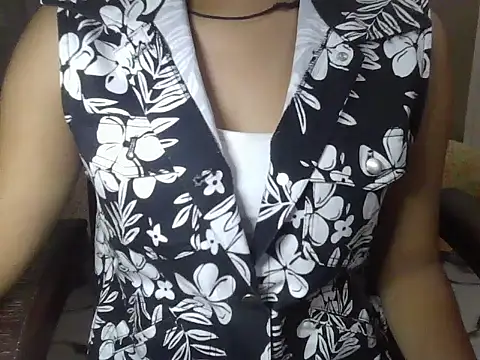 Snapshot of Maanvi_Gill chatting on 11, 5, 2026 Maanvi Gill online show from 11, 5, 2026