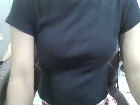 Snapshot of Maanvi_Gill chatting on 24, 5, 2026 Maanvi Gill online show from 24, 5, 2026