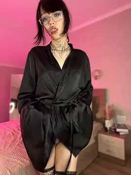 Snapshot of ErrorBaby chatting on 10, 5, 2026 ErrorBaby online show from 10, 5, 2026