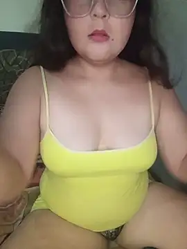 Snapshot of Valentina_AB chatting on 5, 6, 2026 Valentina AB online show from 5, 6, 2026