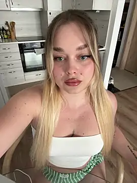 lilixcake online show from 8, 5, 2026