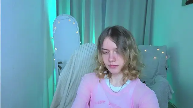 Snapshot of MilanaRayy chatting on 26, 6, 2026 MilanaRayy online show from 26, 6, 2026