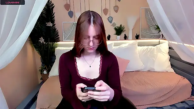 Snapshot of Maya_Winters chatting on 28, 5, 2026 Maya Winters online show from 28, 5, 2026
