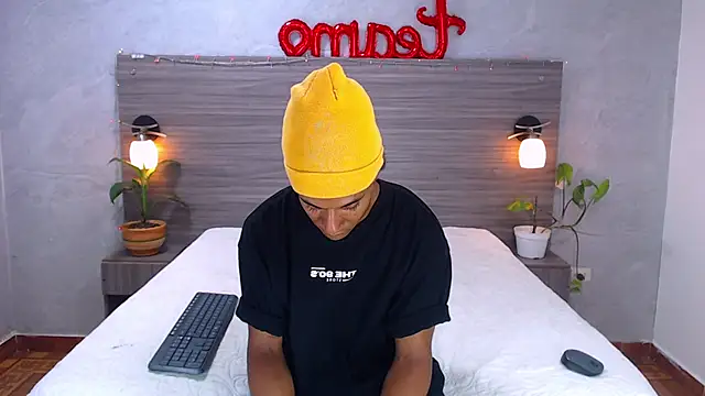 Dilan Hall online show from 5, 6, 2026