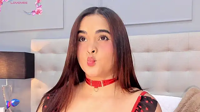 Snapshot of DulceeGarcia chatting on 9, 5, 2026 DulceeGarcia online show from 9, 5, 2026
