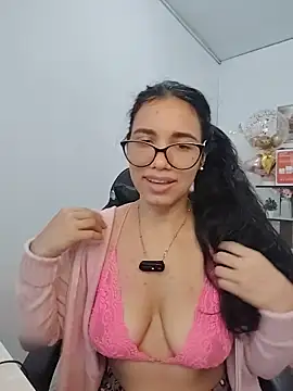 alanahot94 online show from 7, 6, 2026