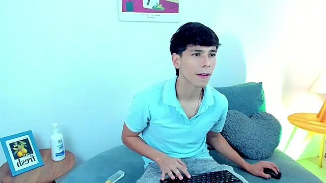 Snapshot of jacob_colliins chatting on 28, 5, 2026 jacob colliins online show from 28, 5, 2026