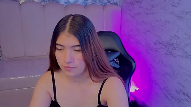 alesia v v online show from 4, 6, 2026