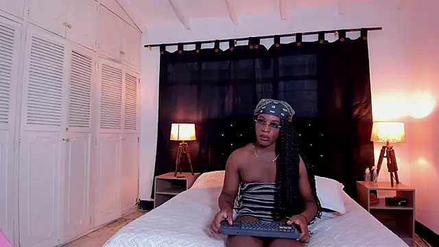 YasiryCoper online show from 14, 6, 2026