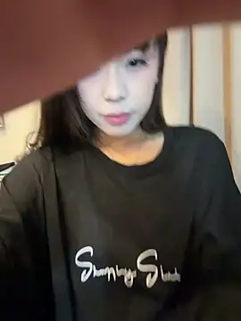 Snapshot of yixi_52 chatting on 9, 5, 2026 yixi 52 online show from 9, 5, 2026