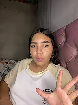 Snapshot of babyy_pervert chatting on 2, 7, 2026 babyy pervert online show from 2, 7, 2026