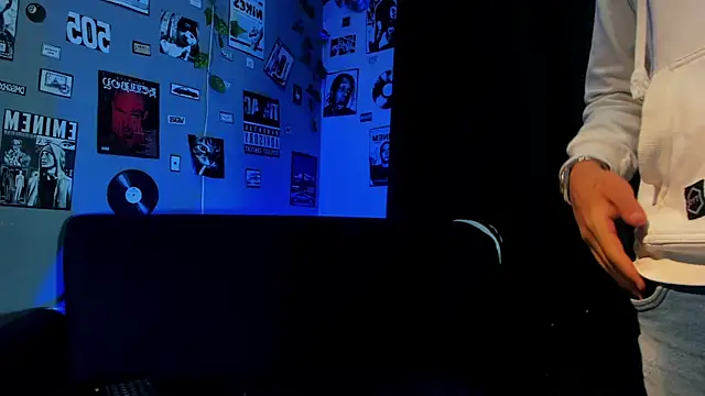 Snapshot of _maximo_1 chatting on 14, 5, 2026 maximo 1 online show from 14, 5, 2026