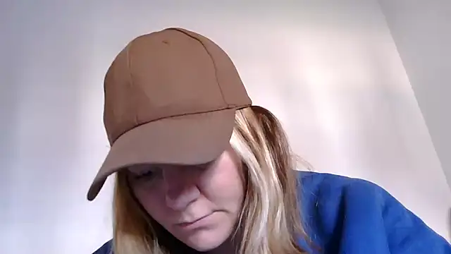 Snapshot of AllisonLove2 chatting on 1, 8, 2026 AllisonLove2 online show from 1, 8, 2026