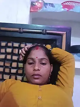 Snapshot of CHANDNi_700 chatting on 2, 8, 2026 CHANDNi 700 online show from 2, 8, 2026