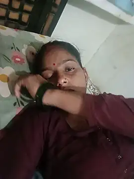 Snapshot of CHANDNi_700 chatting on 3, 8, 2026 CHANDNi 700 online show from 3, 8, 2026