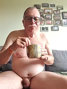 Snapshot of NextAct92 chatting on 12, 5, 2026 NextAct92 online show from 12, 5, 2026