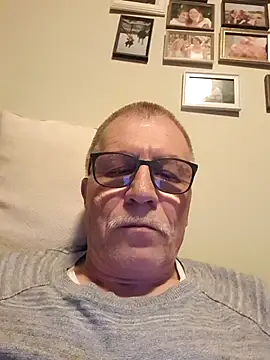 Snapshot of NextAct92 chatting on 18, 5, 2026 NextAct92 online show from 18, 5, 2026