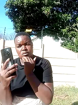 Snapshot of BlackBerry_09 chatting on 7, 7, 2026 BlackBerry 09 online show from 7, 7, 2026