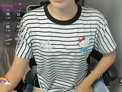 Snapshot of Linh_smile_ chatting on 27, 7, 2026 Linh smile online show from 27, 7, 2026