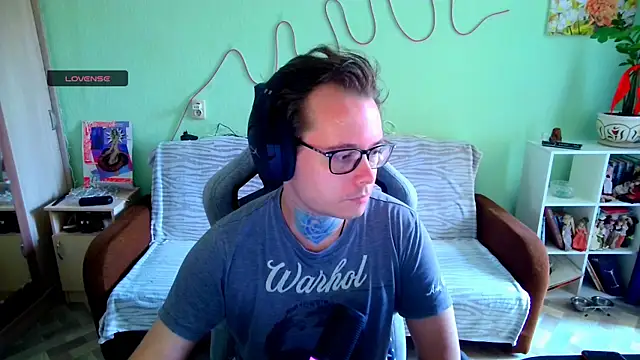 MeLanXolik online show from 13, 6, 2026