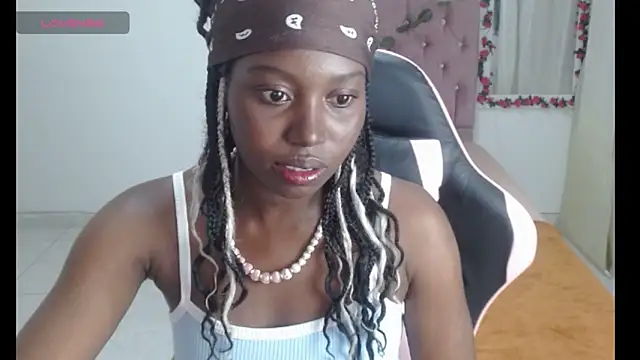 Snapshot of luna_bella160920 chatting on 11, 5, 2026 luna bella160920 online show from 11, 5, 2026