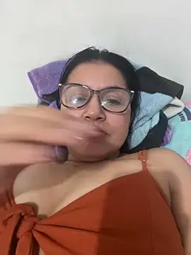 Snapshot of Casandra_inthemorning chatting on 14, 5, 2026 Casandra inthemorning online show from 14, 5, 2026