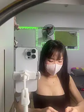 Lov3lily online show from 19, 6, 2026