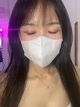 Lov3lily online show from 1, 8, 2026