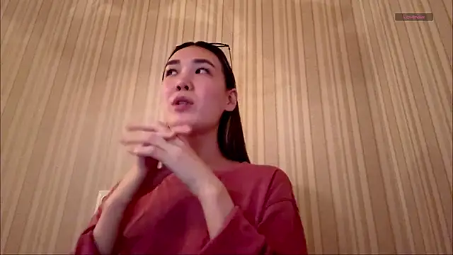 Snapshot of JenellKjelland chatting on 10, 5, 2026 JenellKjelland online show from 10, 5, 2026