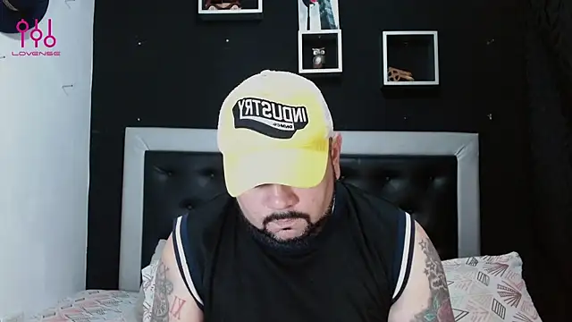 perverseveteranmanxxx online show from 22, 2, 2025