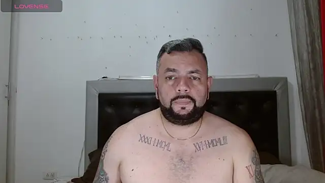 perverseveteranmanxxx online show from 4, 3, 2026