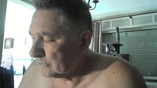 Snapshot of edje59a chatting on 28, 7, 2026 edje59a online show from 28, 7, 2026