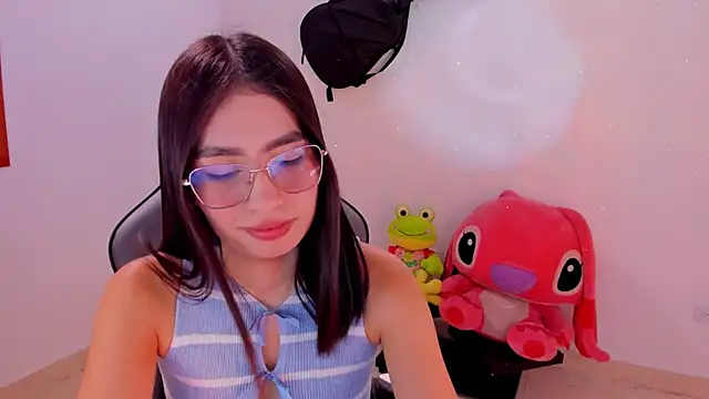 Scarleth Ferrec online show from 21, 6, 2026