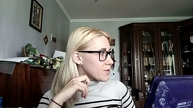 Snapshot of lolkabiolka chatting on 12, 5, 2026 lolkabiolka online show from 12, 5, 2026