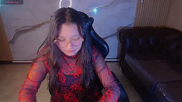 HoneyDoll tf online show from 31, 5, 2026