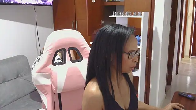 Snapshot of Africa_sexy chatting on 4, 6, 2026 Africa sexy online show from 4, 6, 2026