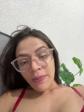 Snapshot of Sarah__hot chatting on 16, 5, 2026 Sarah hot online show from 16, 5, 2026