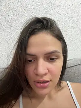 Snapshot of Sarah__hot chatting on 5, 6, 2026 Sarah hot online show from 5, 6, 2026