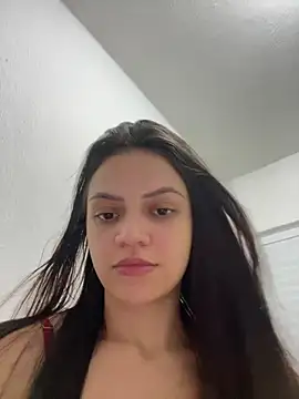 Snapshot of Sarah__hot chatting on 7, 7, 2026 Sarah hot online show from 7, 7, 2026