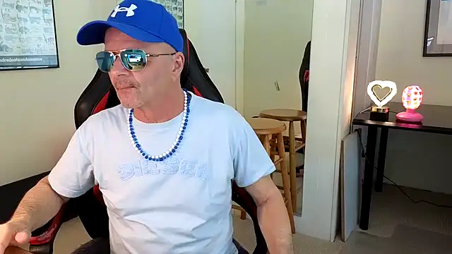 hotdadbod online show from 16, 1, 2025