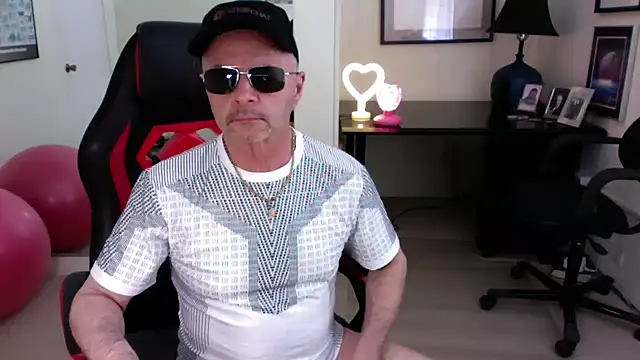 hotdadbod online show from 15, 3, 2025
