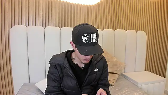 andylol330 online show from 16, 7, 2026