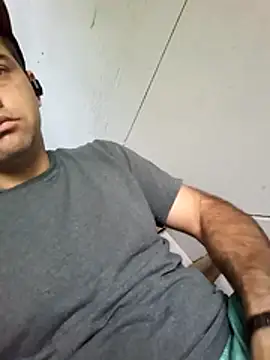Snapshot of Johnathanleenol chatting on 29, 7, 2026 Johnathanleenol online show from 29, 7, 2026