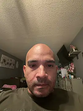 Snapshot of 3ltiti chatting on 17, 5, 2026 3ltiti online show from 17, 5, 2026