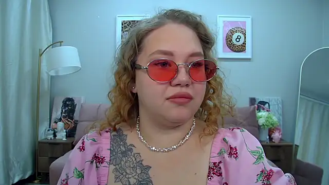 Snapshot of DianaKristol chatting on 27, 6, 2026 DianaKristol online show from 27, 6, 2026
