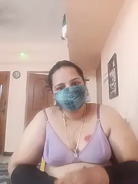 Snapshot of pirainilla chatting on 7, 6, 2026 pirainilla online show from 7, 6, 2026