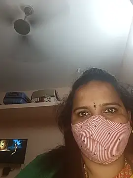 Snapshot of pirainilla chatting on 30, 6, 2026 pirainilla online show from 30, 6, 2026