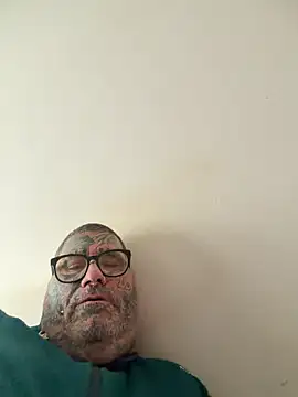 Snapshot of albertogg12 chatting on 16, 5, 2026 albertogg12 online show from 16, 5, 2026