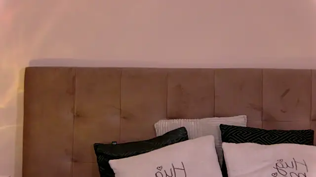Snapshot of YourLastDesire chatting on 28, 5, 2026 YourLastDesire online show from 28, 5, 2026